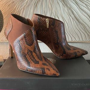 Vince Canute Sindarah Animal Print Booties - Brand new with box sz 9